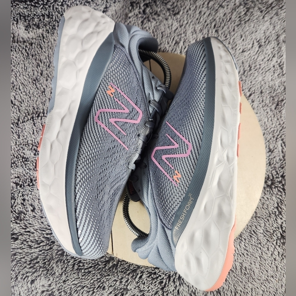 New Balance 840 v3 Running Shoes White Gray Athletic Sneakers Women's 10 - Picture 6 of 9